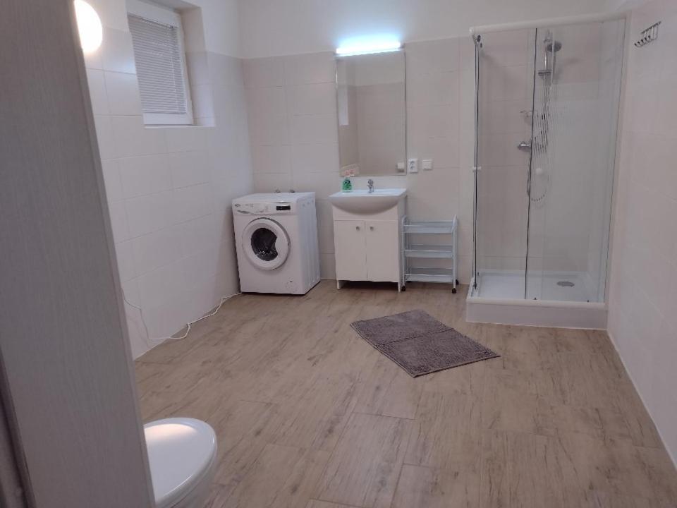Appartement In Nitra Under The Zobor-Hill Eksteriør billede