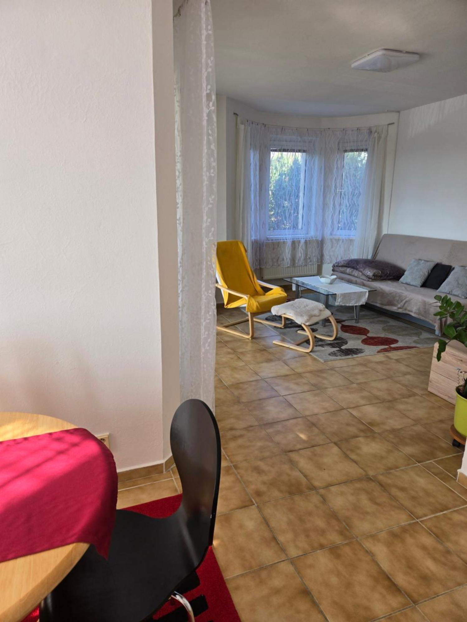 Appartement In Nitra Under The Zobor-Hill Eksteriør billede